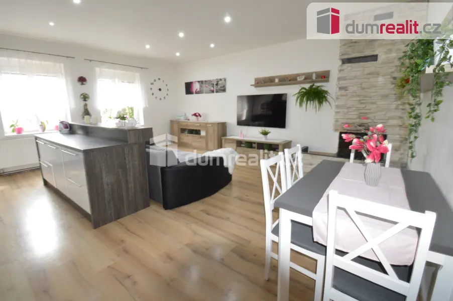 Prodej bytu 4+kk 126 m², Vrchlického · Lobeč · Kralupy nad Vltavou