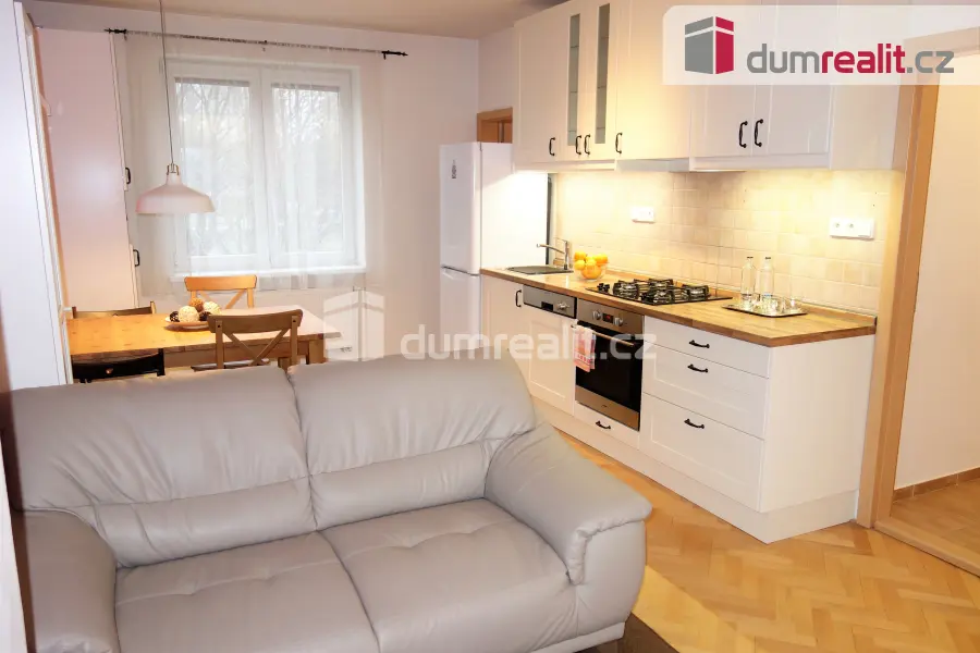 Pronájem bytu 3+1 69 m², –