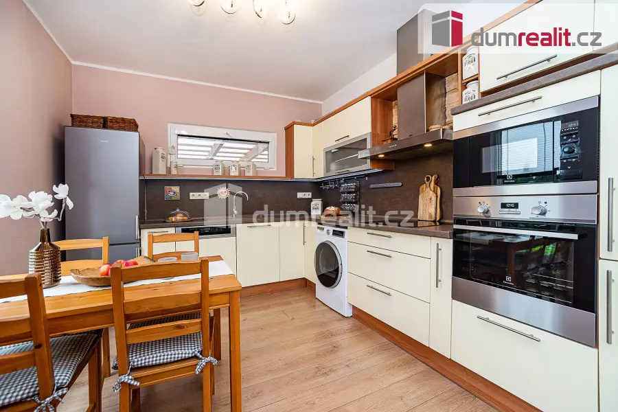 Prodej domu 78 m², Lipová · Nehvizdy