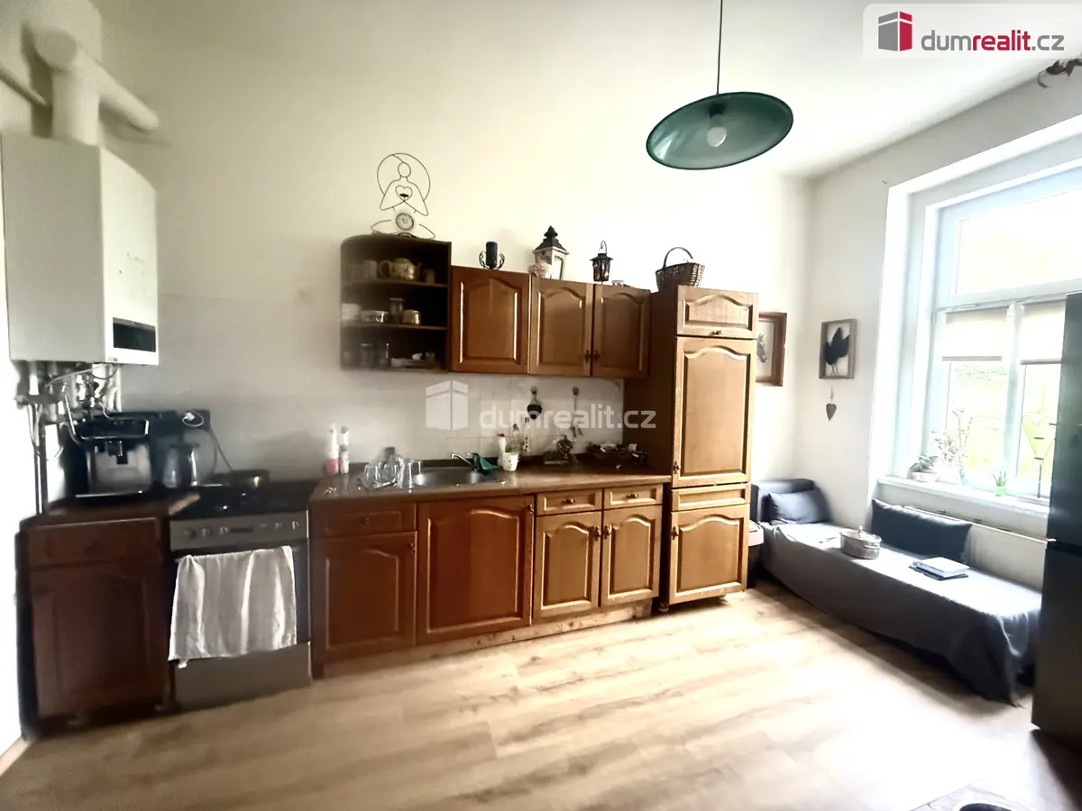 Pronájem bytu 2+1 60 m², El. Krásnohorské · Děčín
