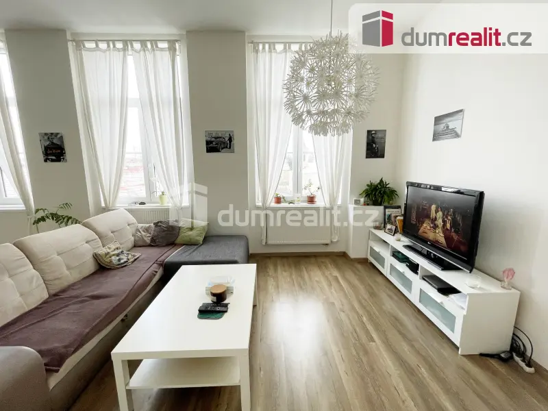 Pronájem bytu 2+kk 83 m², Modlany