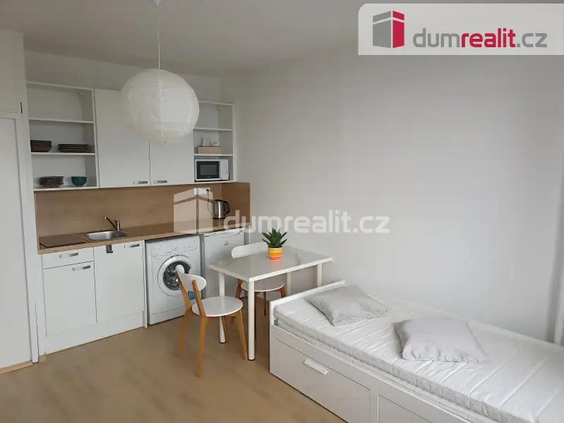 Pronájem bytu 1+kk 23 m², Hoření · Ústí nad Labem