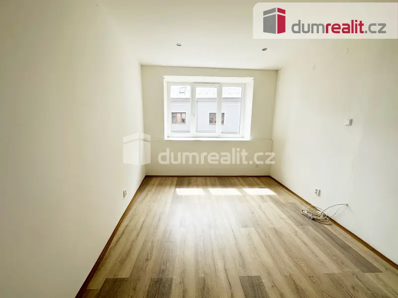 Pronájem bytu 1+kk 40 m², Husitská · Krupka