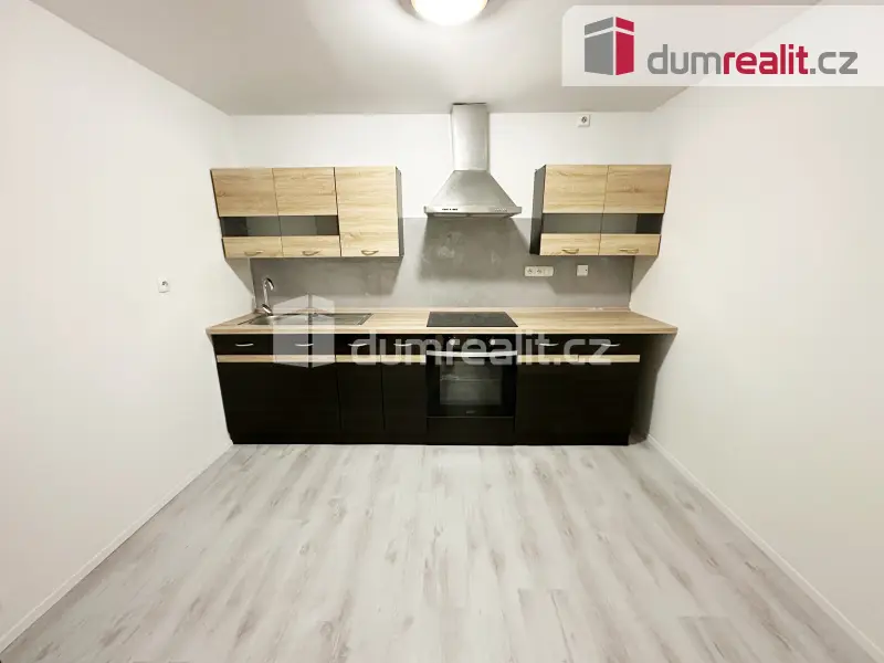 Pronájem bytu 2+1 72 m², U Kapličky · Lahošť