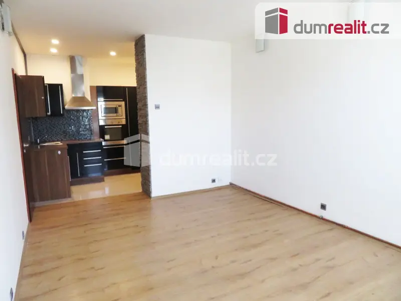Pronájem bytu 2+kk 47 m², Nad olšinami · Vinohrady