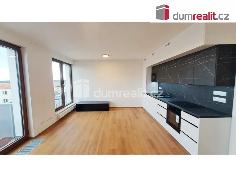 Pronájem bytu 1+kk 34 m², Ústecká · Dolní Chabry