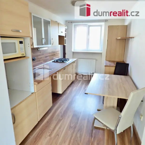 Pronájem bytu 3+1 80 m², Přestavlky u Roudnice nad Labem · Přestavlky