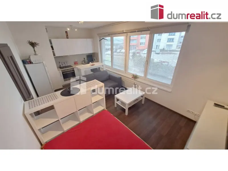 Pronájem bytu 1+kk 28 m², Štanderova · Letňany