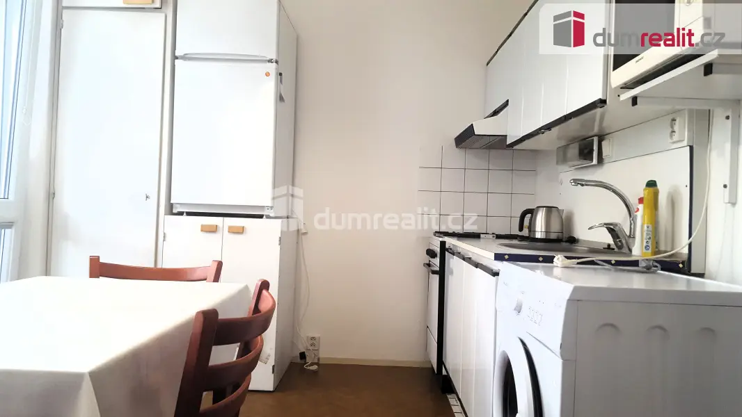 Pronájem bytu 1+1 41 m², –