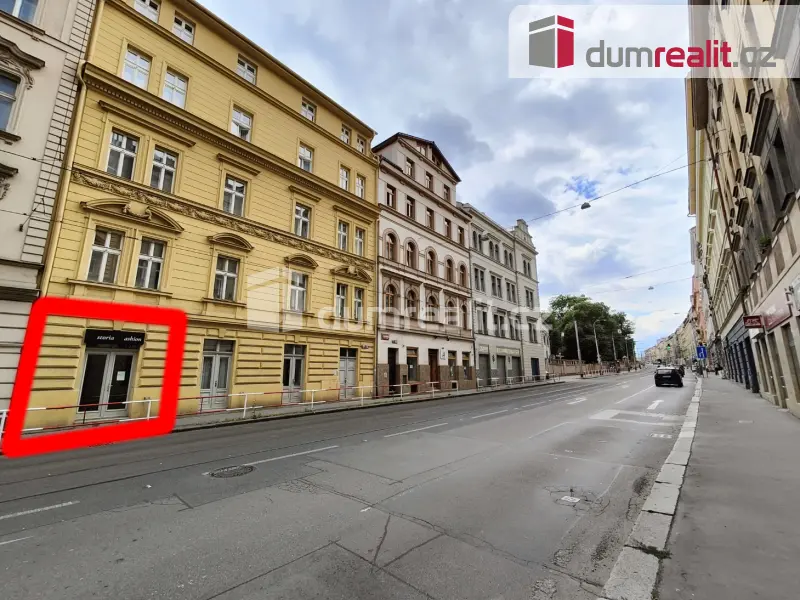 Pronájem komerčního prostoru 37 m², Plzeňská · Smíchov