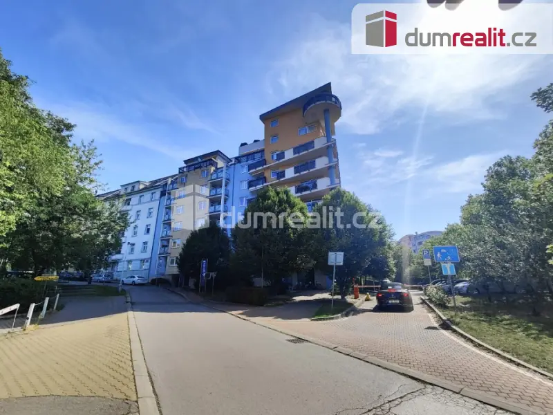Pronájem bytu 3+kk 78 m², Nepilova · Vysočany