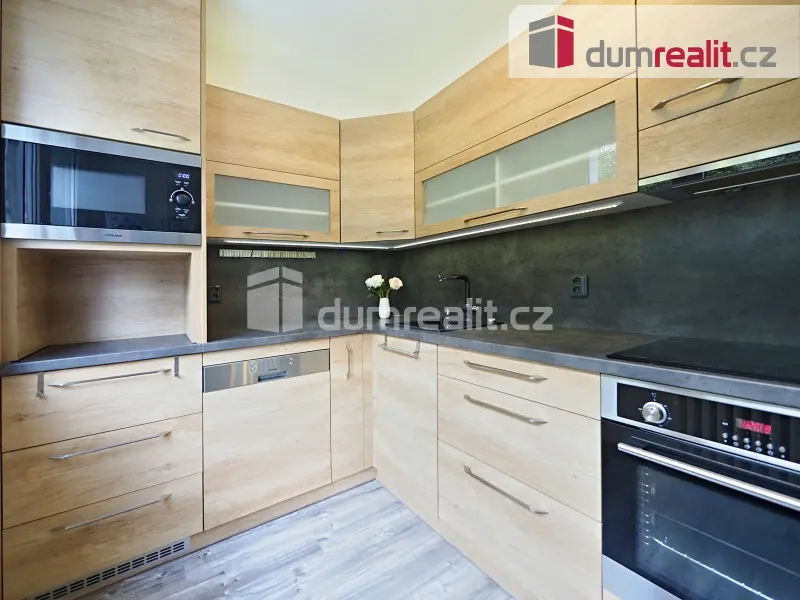 Prodej bytu 4+1 78 m², Pionýrů · Jirkov