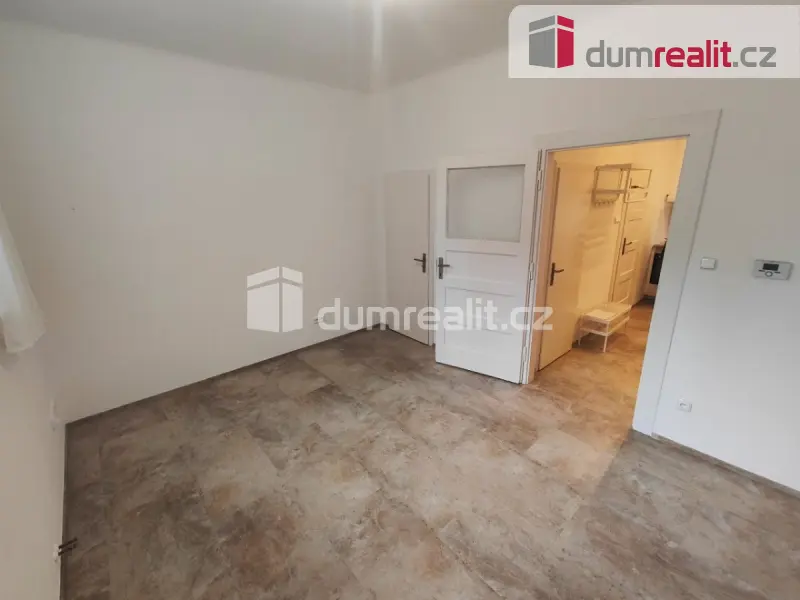 Pronájem bytu 1+kk 30 m², Mrštíkova · Vinohrady