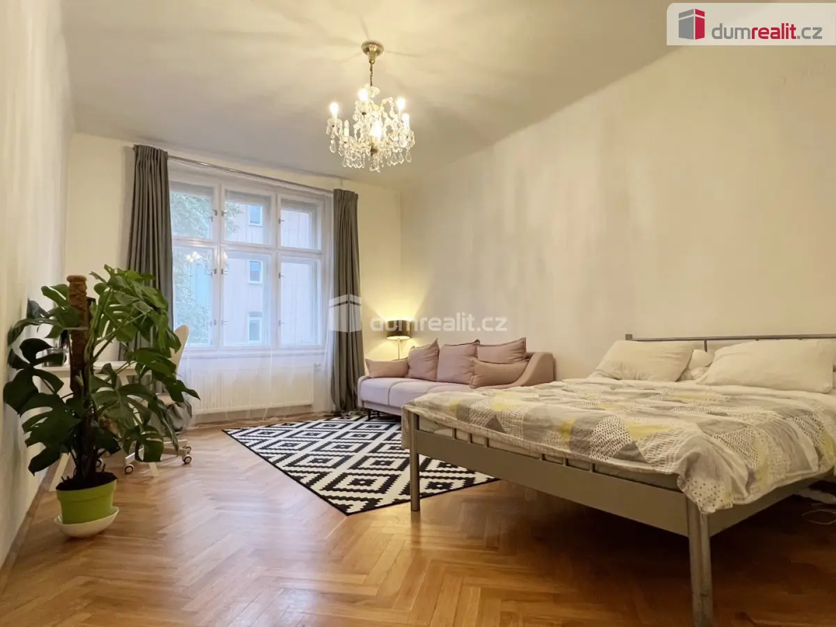 Pronájem bytu 2+kk 71 m², Čajkovského · Žižkov