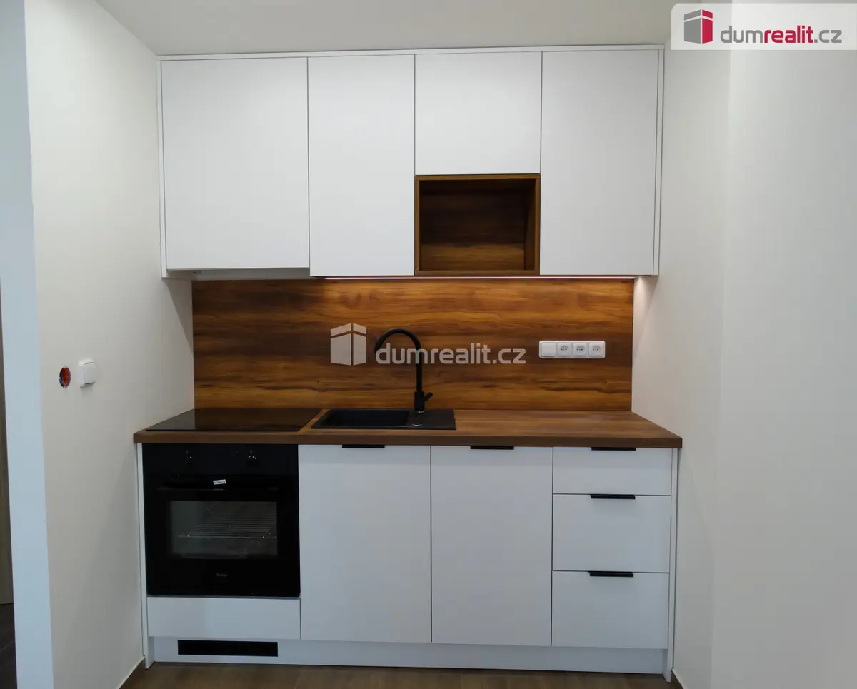 Pronájem bytu 1+1 30 m², Svatoplukova · Veselí-Předměstí · Veselí nad Moravou