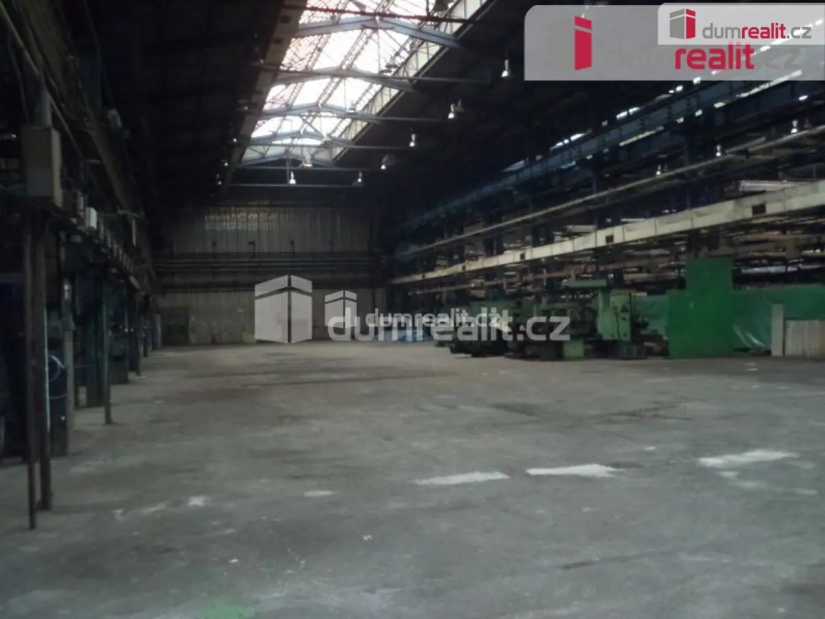 Pronájem komerčního prostoru 600 m², Náměstí · Frýdlant nad Ostravicí