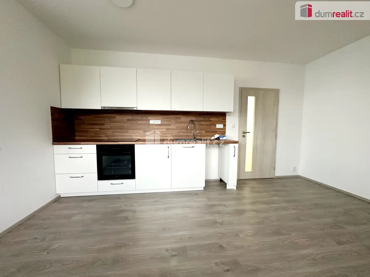 Pronájem bytu 2+kk 50 m², Lovosice