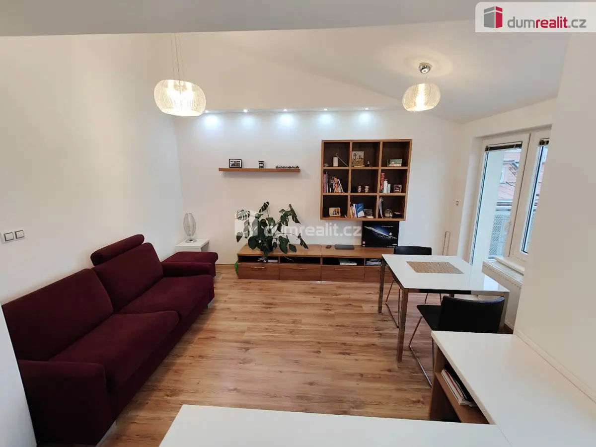 Prodej bytu 2+kk 64 m², Kovářská · Libeň