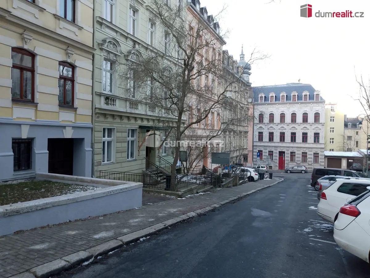 Prodej bytu 1+1 39 m², Svahová · Karlovy Vary