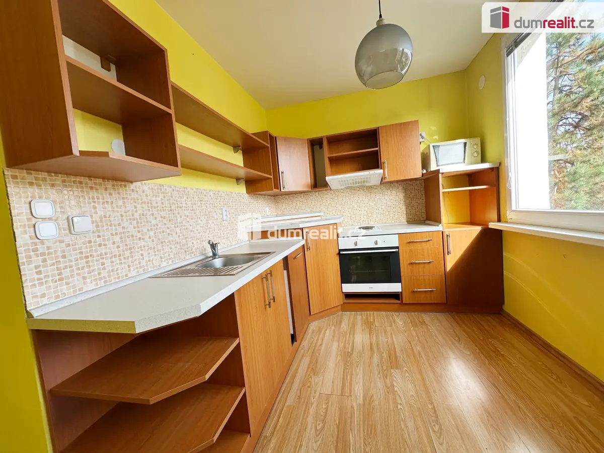 Pronájem bytu 2+1 63 m², Stavbařů · Ústí nad Labem