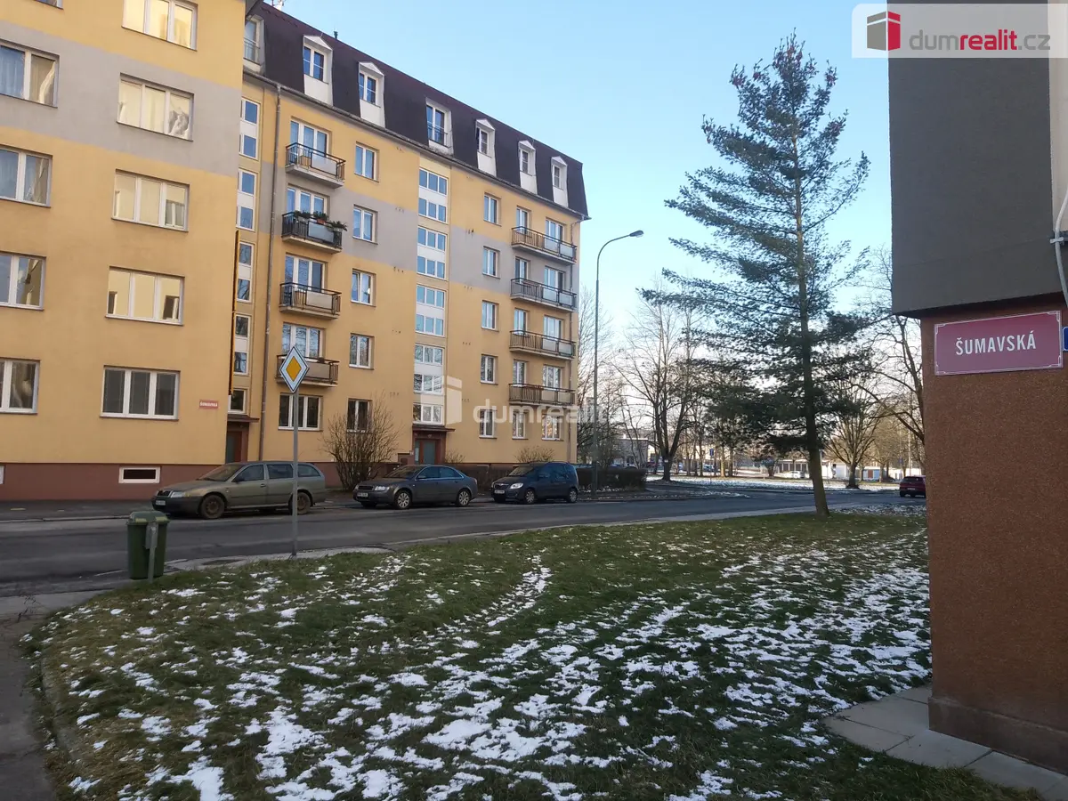 Pronájem bytu 2+1 63 m², Šumavská · Tuhnice · Karlovy Vary