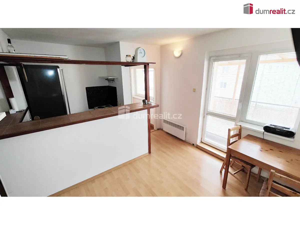 Pronájem bytu 2+kk 44 m², Nad olšinami · Vinohrady