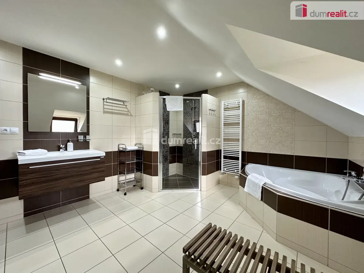 Prodej domu 215 m², Vodárenská · Abertamy