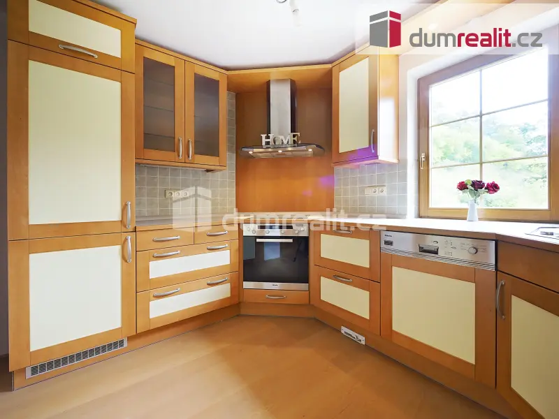Prodej domu 286 m², –
