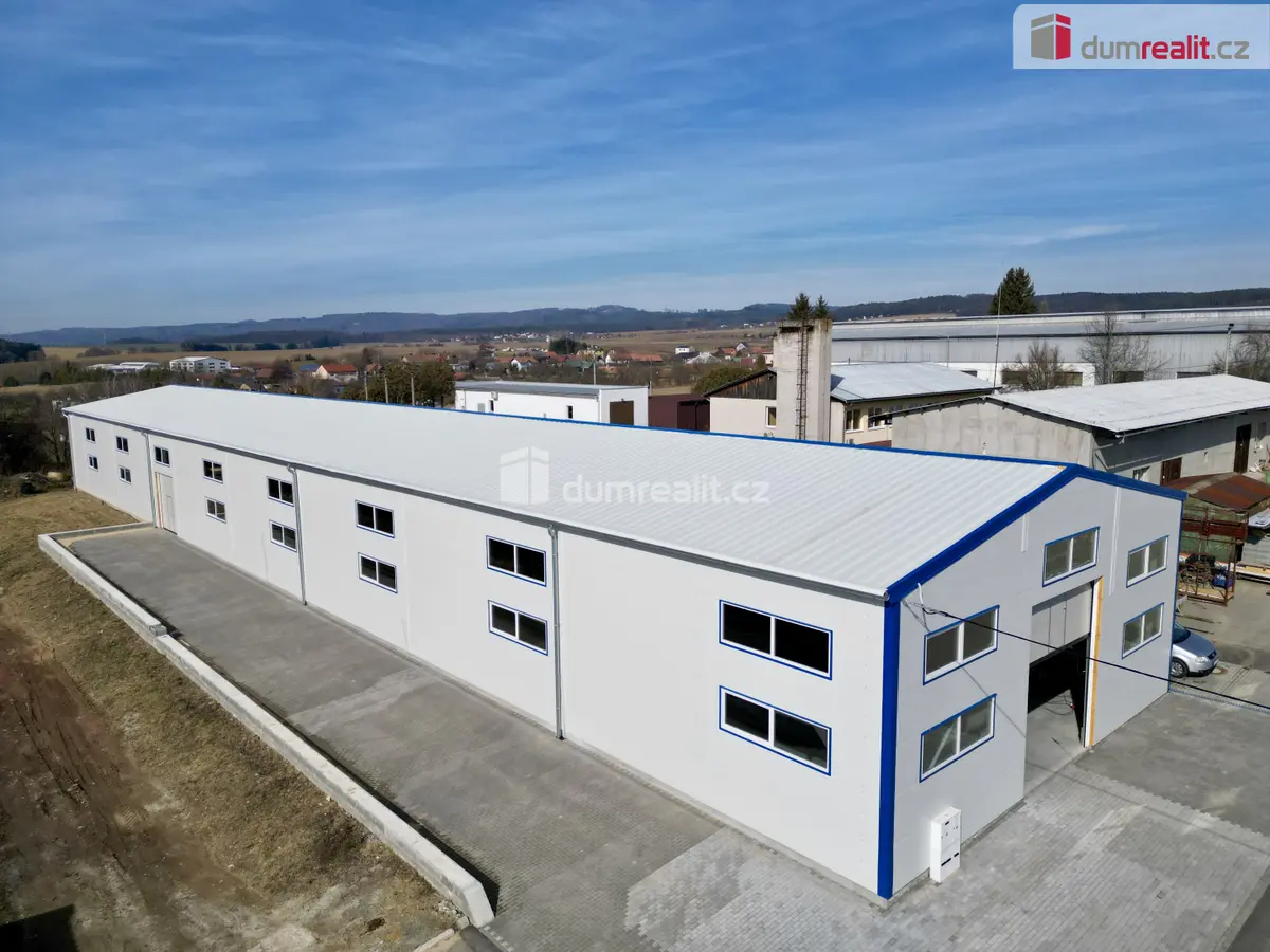Pronájem komerčního prostoru 729 m², Ostrata