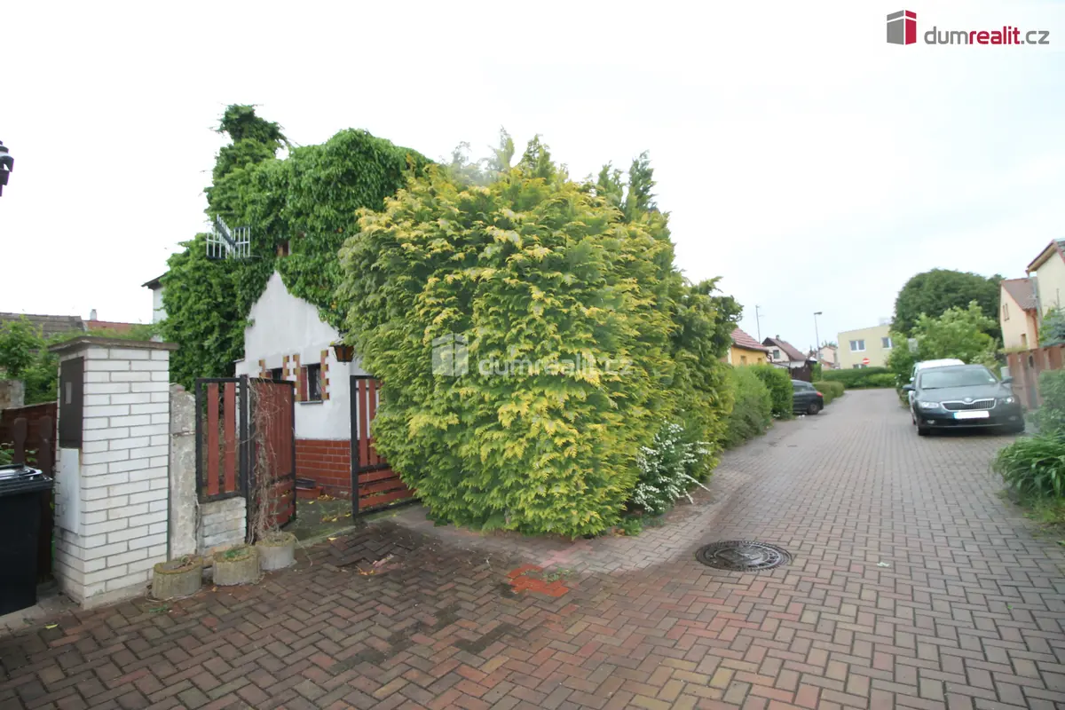 Prodej domu 60 m², Holenická · Kbely