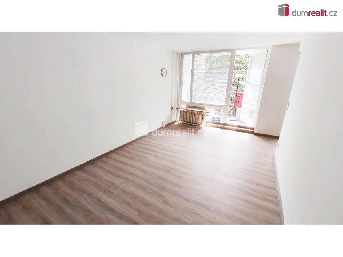 Pronájem bytu 2+1 67 m², Chabařovická · Kobylisy