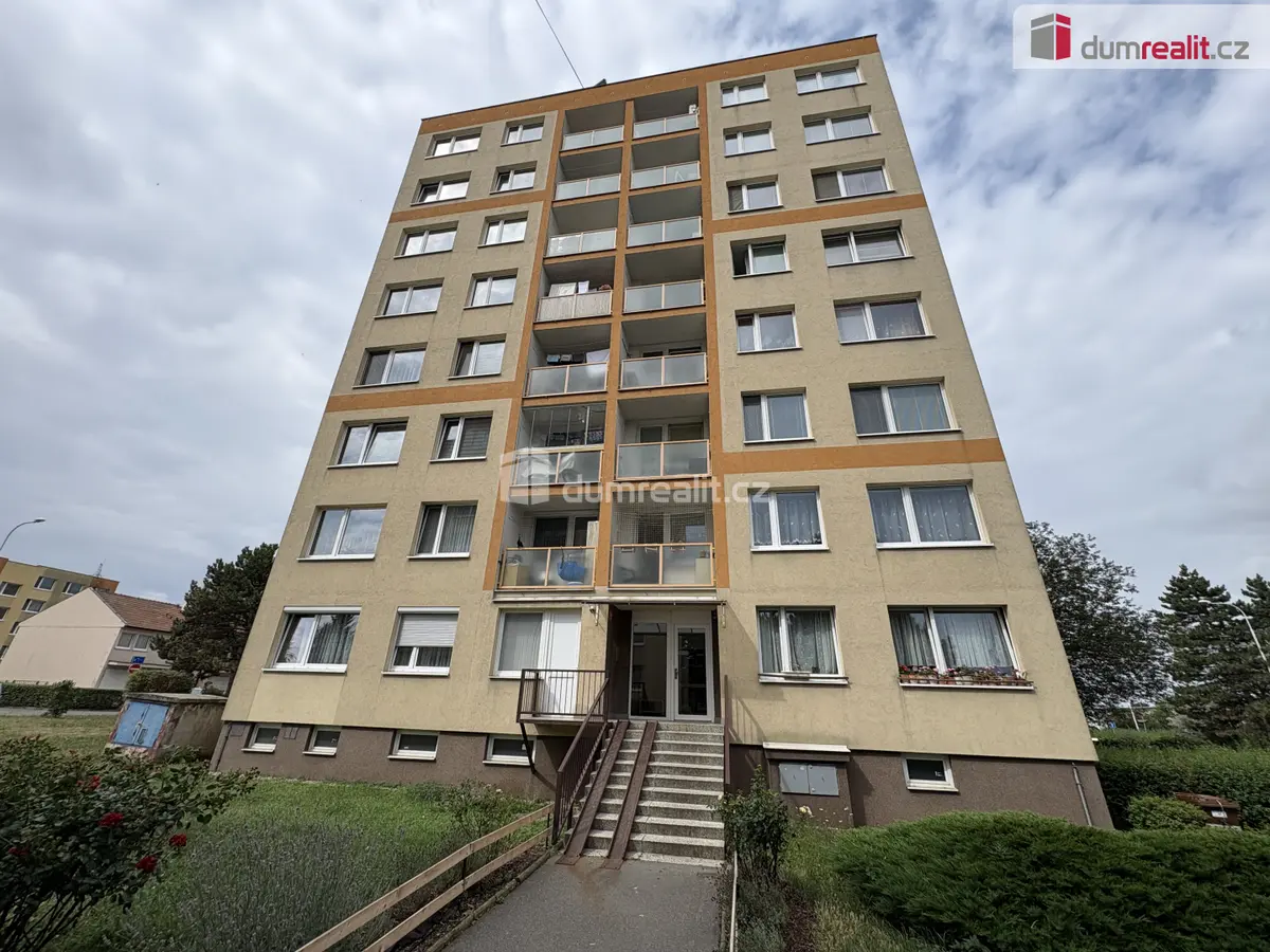 Prodej bytu 3+1 62 m², Manželů Dostálových · Kyje