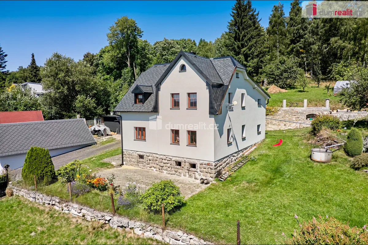 Prodej domu 230 m², Tisová u Nejdku · Nejdek