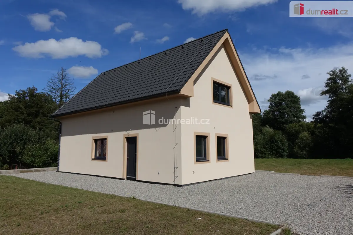 Prodej domu 135 m², Libež