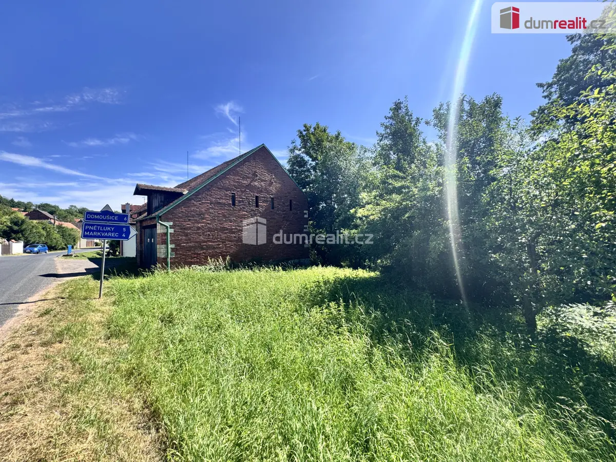 Prodej komerčního prostoru 975 m², Konětopy u Pnětluk · Pnětluky