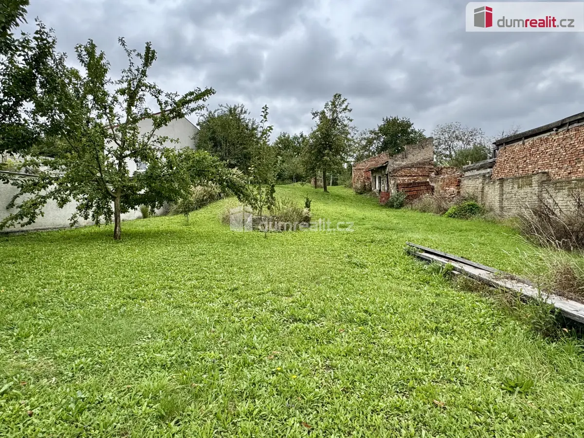 Prodej pozemku 1347 m², Pavlovice u Kojetína
