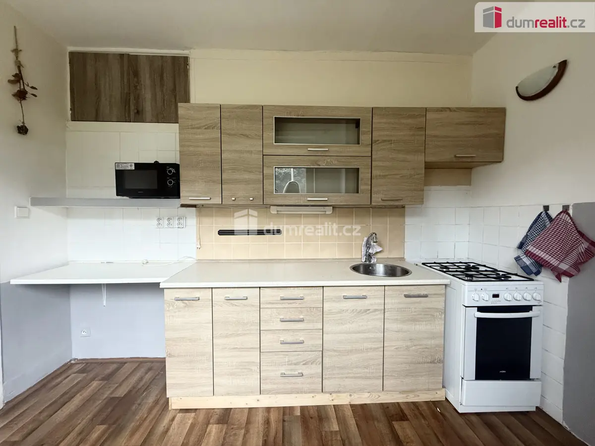 Pronájem bytu 2+1 51 m², Michálkova · Roudnice nad Labem