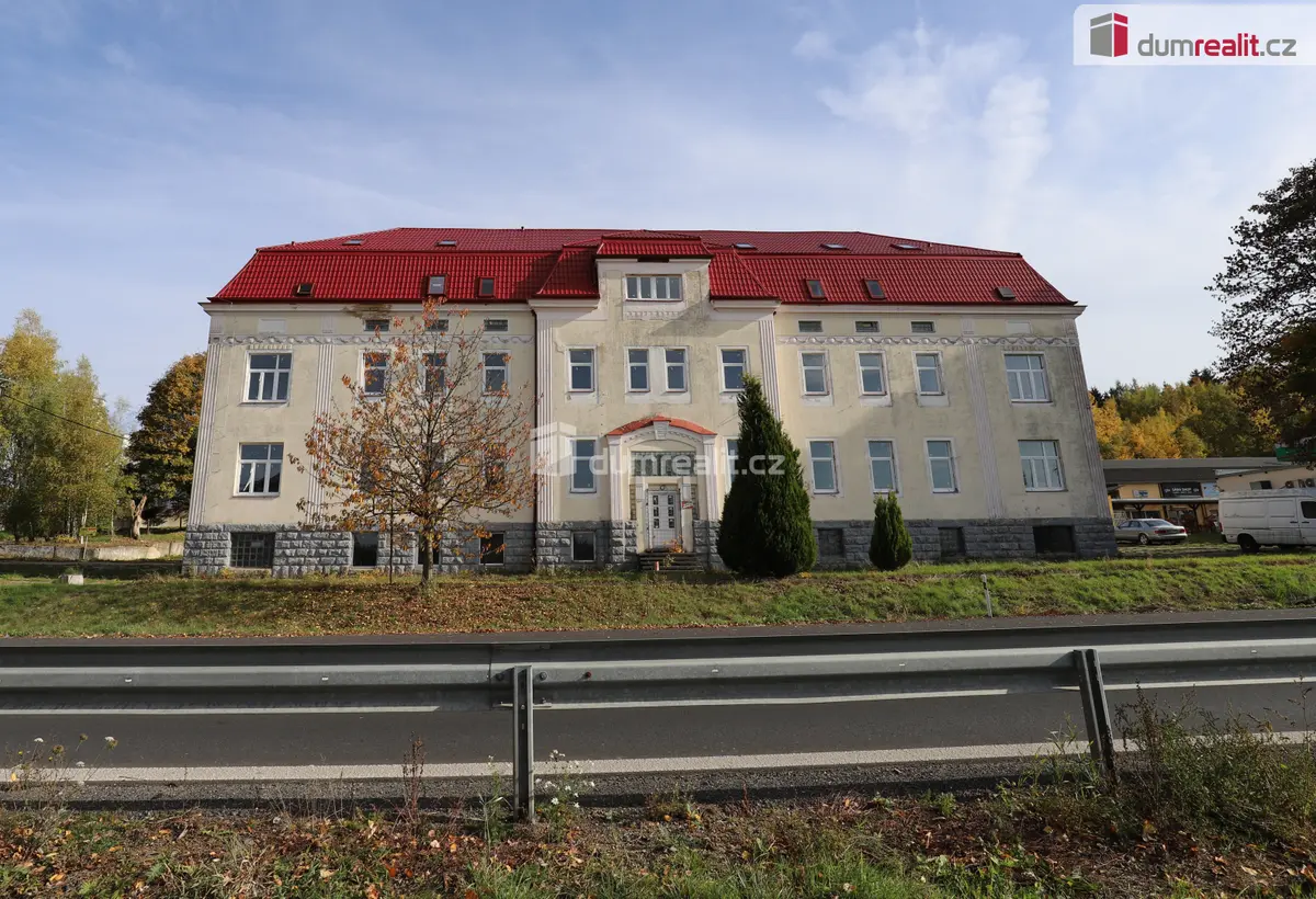 Prodej domu 2000 m², Mokřiny · Aš