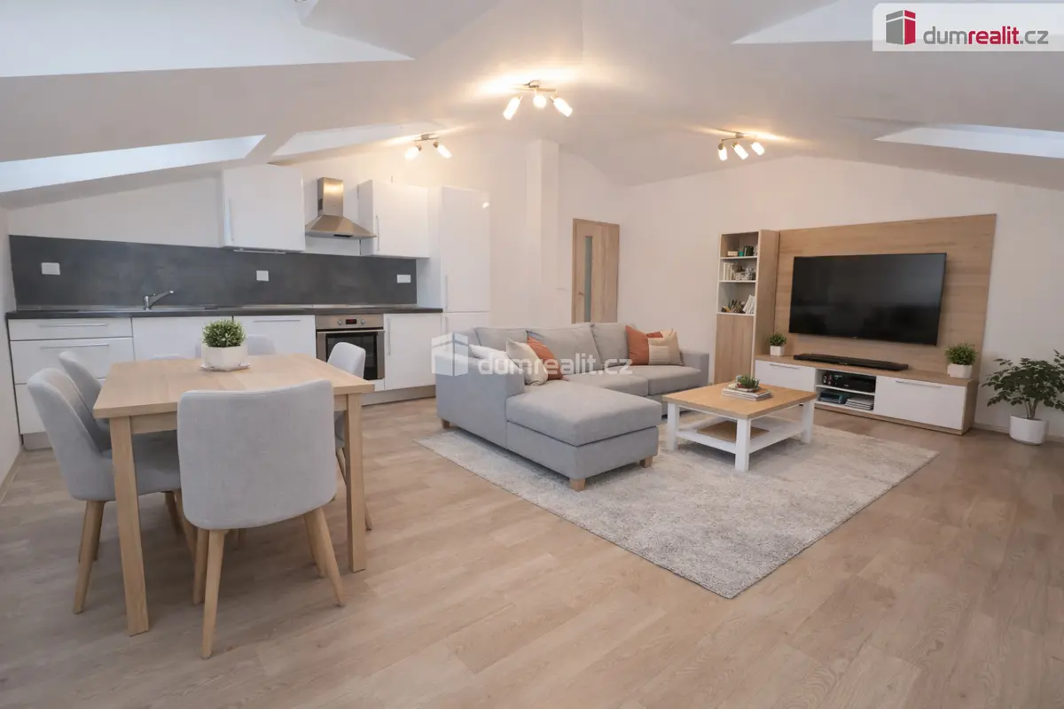 Pronájem bytu 3+kk 67 m², P. Bezruče · Neratovice
