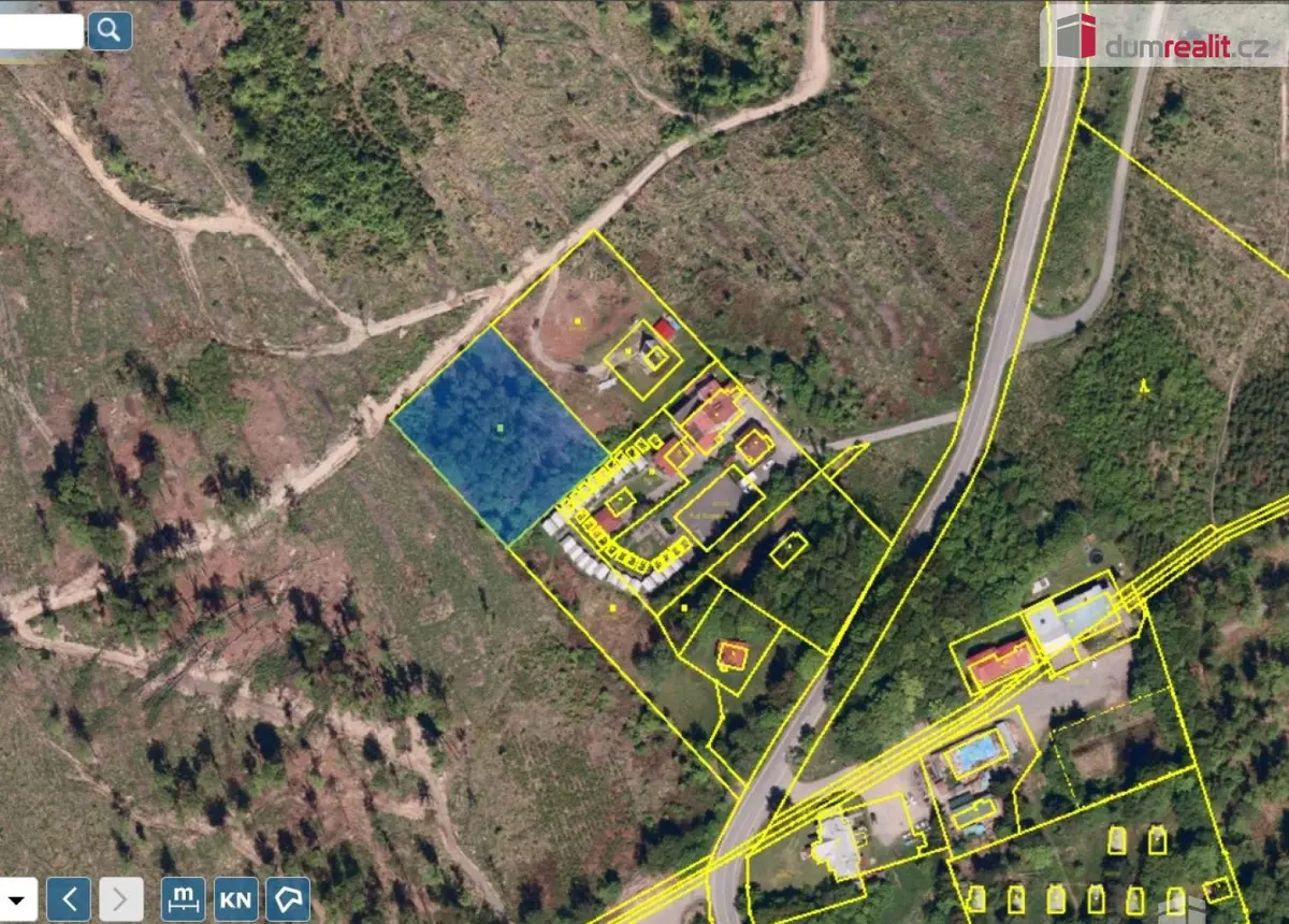 Prodej pozemku 3129 m², Chvalčov