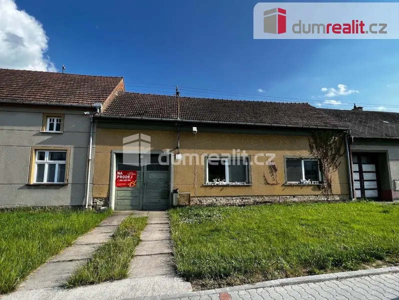 Prodej domu 256 m², Družstevní · Letonice