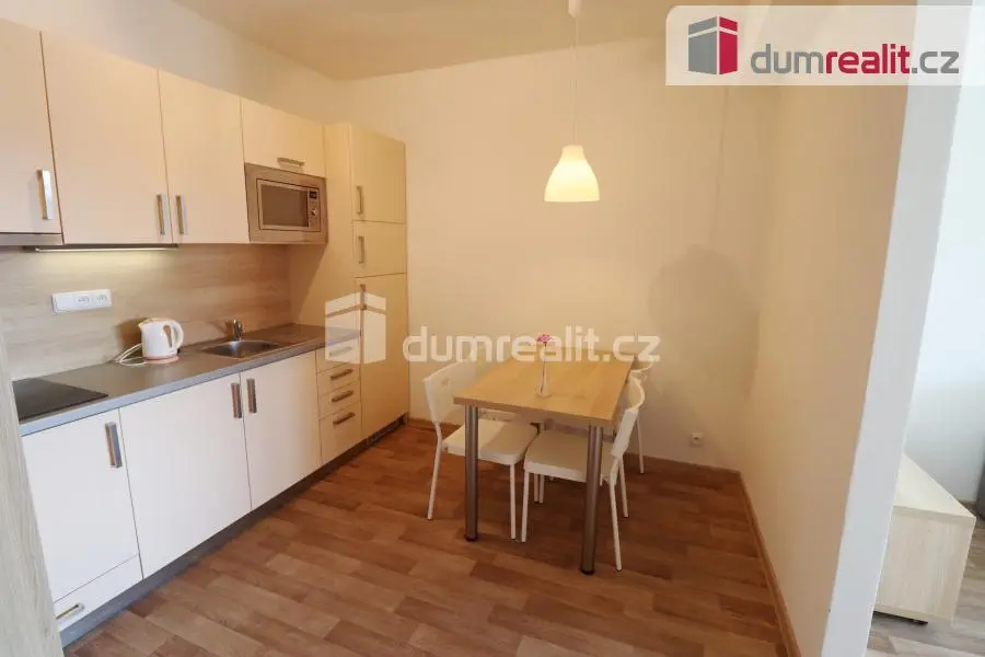 Prodej bytu 2+kk 46 m², Všemina