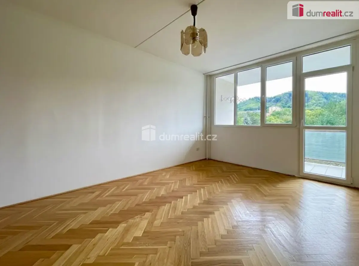 Pronájem bytu 2+1 67 m², Východní · Drahovice · Karlovy Vary