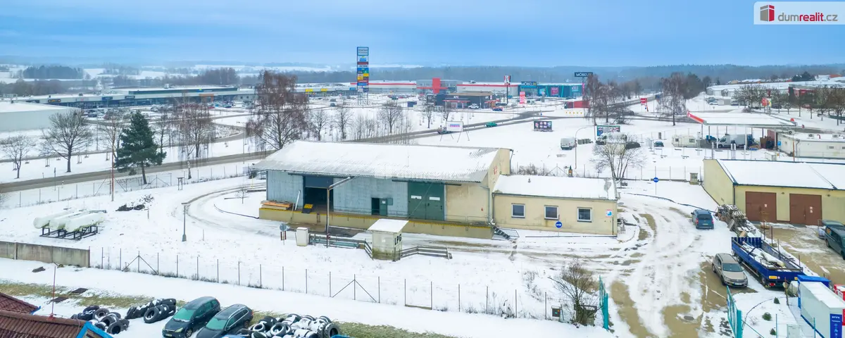 Prodej komerčního prostoru 850 m², Václavská · Jindřichův Hradec