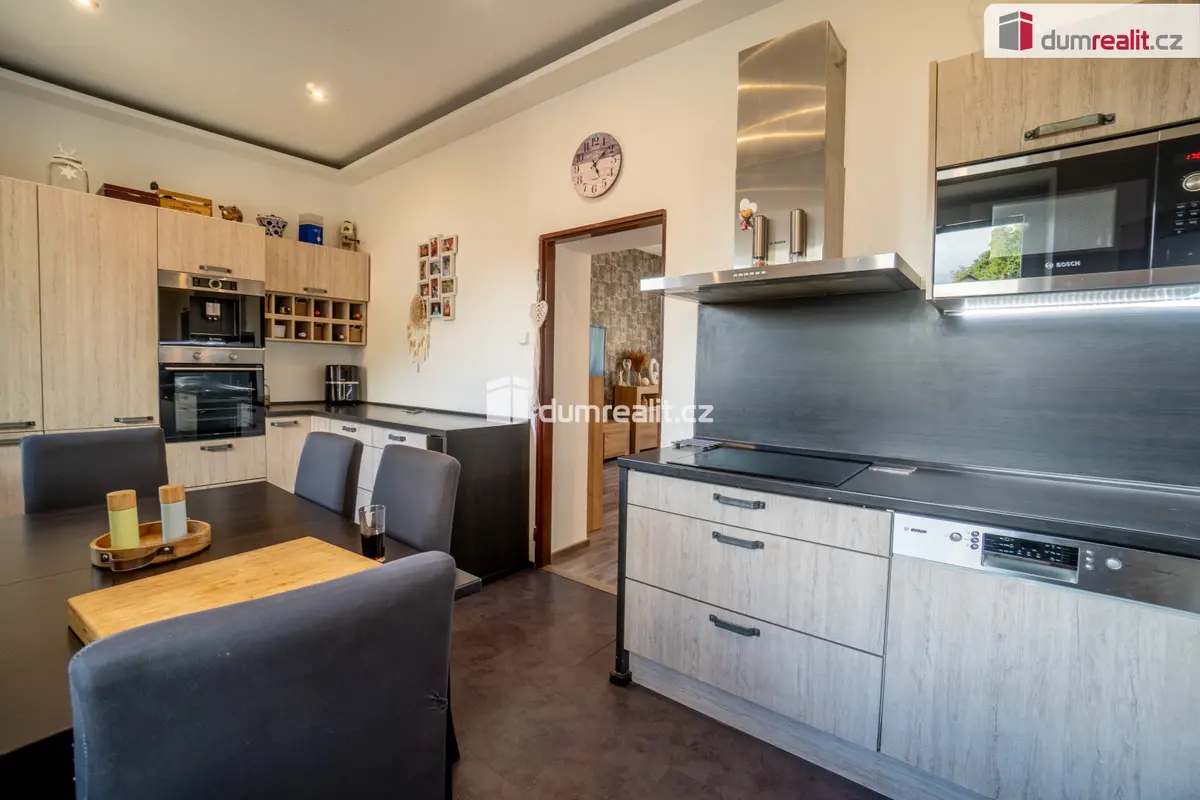 Prodej domu 303 m², V Průčelí · Brná nad Labem · Ústí nad Labem