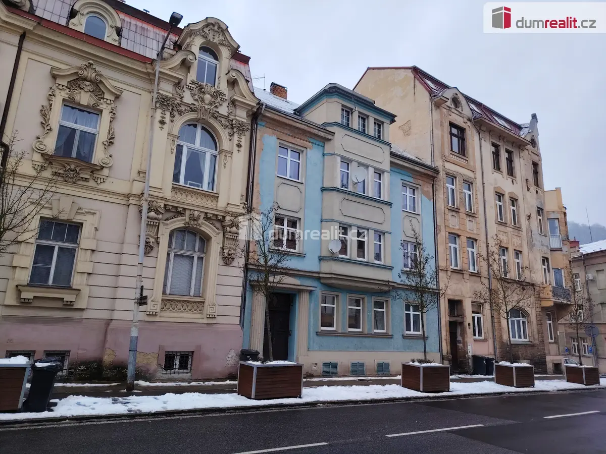 Pronájem bytu 3+1 85 m², –