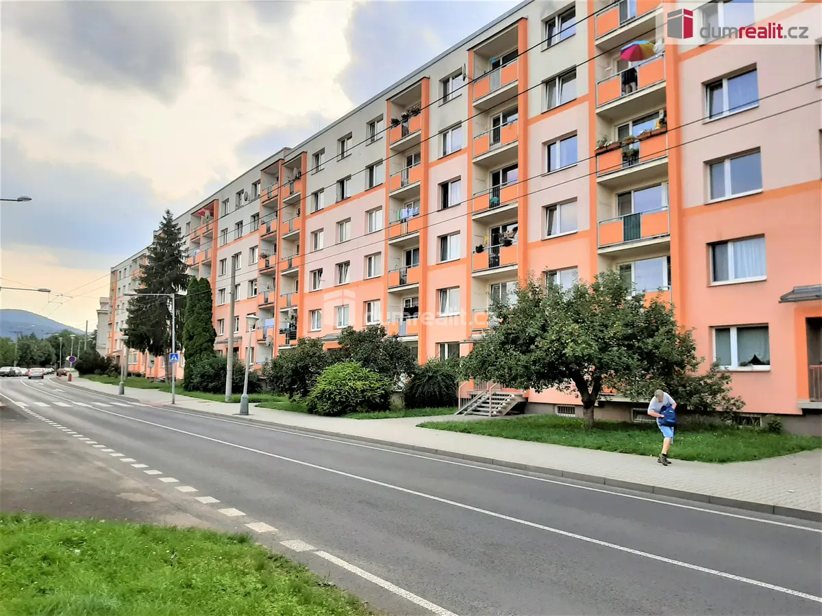 Prodej bytu 2+1 67 m², Ústí nad Labem (přibližně)