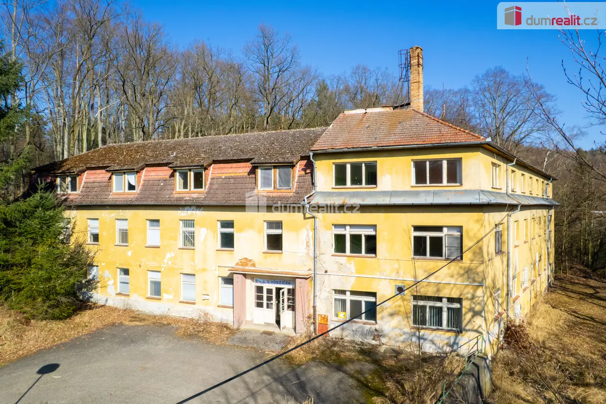 Prodej komerčního prostoru 2181 m², U Honzíčka · Písek