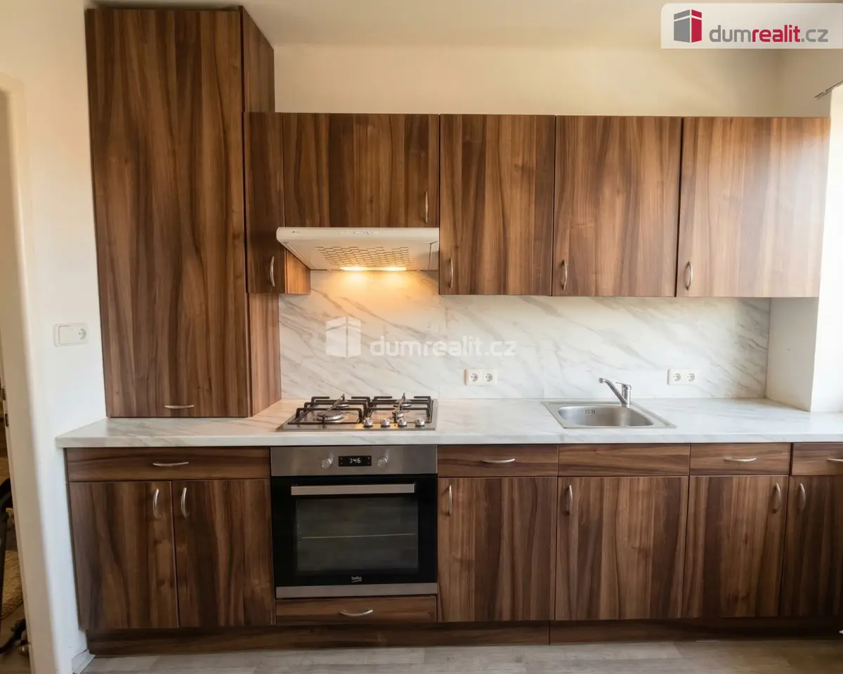 Pronájem bytu 3+kk 60 m², –