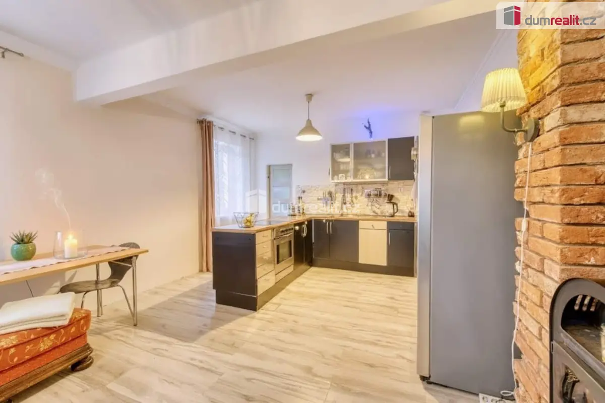 Prodej domu 300 m², Velichov